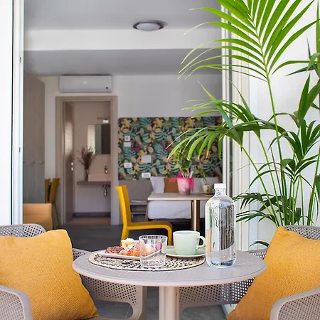 Nido & Otel