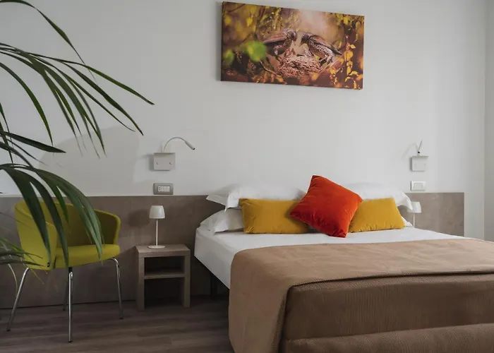 Nido & تْشيزيناتيكو