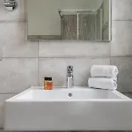 Отель Nido & 3*