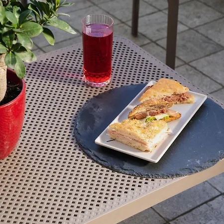 Nido Suite & Apartments